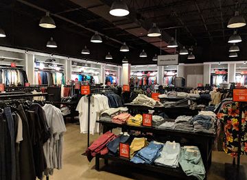 illinois/illinois-beach-state-park/shop/abercrombie-fitch