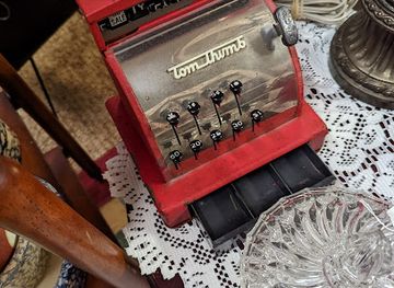 michigan/porcupine-mountains-wilderness-state-park/shop/heritage-antiques