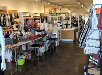 california/costa-mesa/shop/shop-common-thread