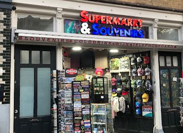 netherlands/north-holland/shop/dutch-souvenirs-shop