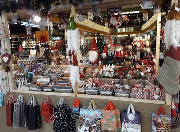 hungary/jaszsag/shop/arkad-budapest