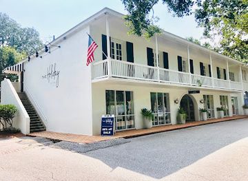 alabama/mobile/spring-hill/shop/the-holiday