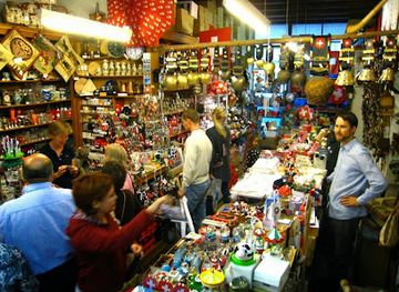switzerland/lake-geneva-region/shop/bazar-ouchy-souvenirs-suisses-jouets