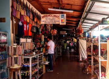 nicaragua/masaya-lowlands/shop/cultural-center-old-craft-market