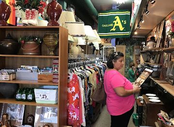 california/tahoe-city/shop/pass-it-on-thrift