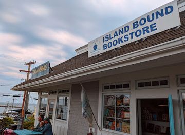 rhode-island/block-island/shop/island-bound-bookstore