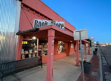 nevada/esmeralda-county/shop/whitney-s-bookshelf