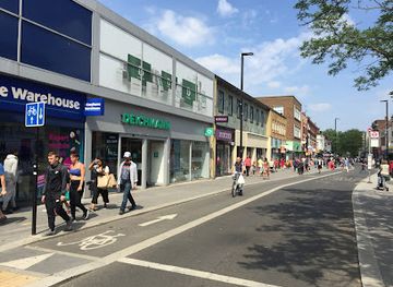 united-kingdom/middlesex/shop/treaty-shopping-centre