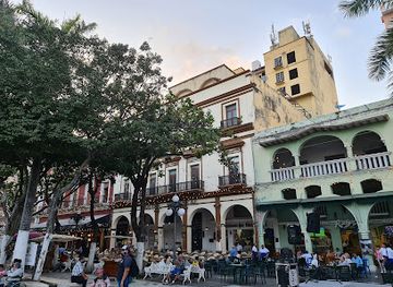 mexico/veracruz/centro-historico/shop/zocalo-de-veracruz