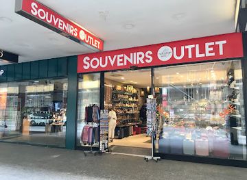 austria/vienna/shop/souvenir-outlet