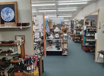 arkansas/fort-smith/shop/treasures-at-century-plaza