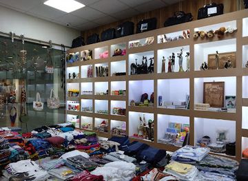 tanzania/dar-es-salaam/shop/gift-shop-dar-es-salaam-airport-julius-nyerere