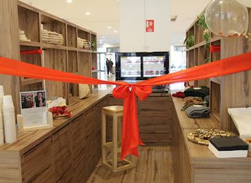 iraq/sulaymaniyah/shop/sisterhood-products-kiosk