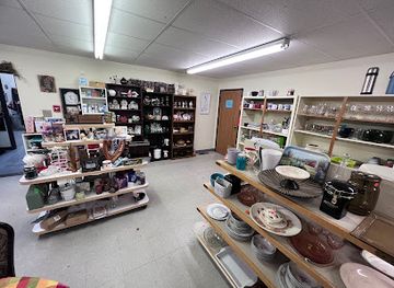 south-dakota/mitchell/shop/the-salvation-army-family-store