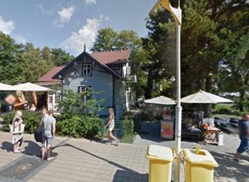 lithuania/palanga-beach/shop/geltonaskaspinelis