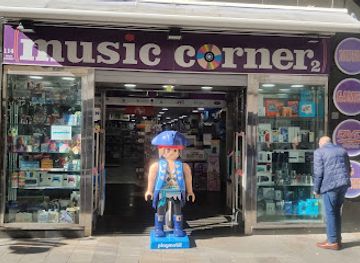 gibraltar/europa-point/shop/music-corner