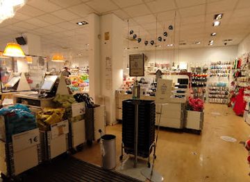 spain/madrid/retiro/shop/flying-tiger-copenhagen