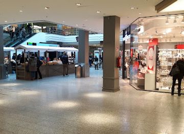 austria/innsbruck/pradl/shop/sillpark