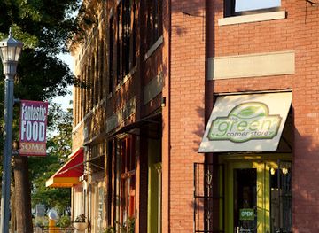 arkansas/little-rock/downtown/shop/the-green-corner-store