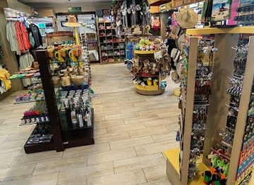 costa-rica/guanacaste/shop/britt-shop-margaritaville