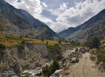 pakistan/fairy-meadows/shop/fairy-meadows-jeep-stop