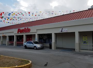 puerto-rico/fajardo/shop/monte-brisas-shopping-center