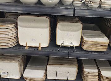 montenegro/ulcinj/shop/ctc-shopping-center