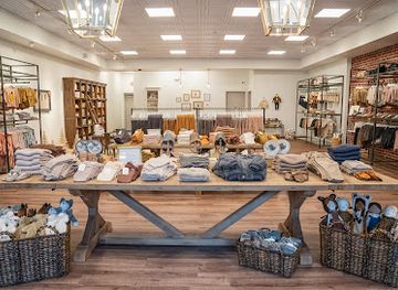 illinois/naperville/shop/tinker-children-s-boutique