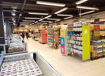 faroe-islands/eysturoy/shop/miklagarour
