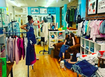 massachusetts/berkshires/shop/happy-place-berkshires