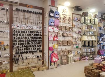 pakistan/islamabad/shop/illusions