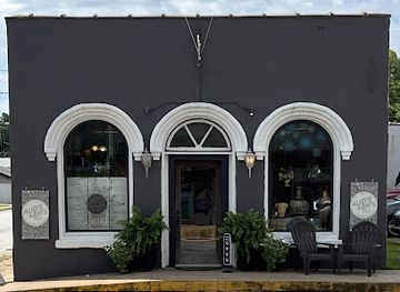 arkansas/southwest-arkansas/shop/aud-s-en-s-in-the-grove
