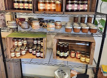 utah/grand-staircase-escalante-national-monument/shop/cache-canning-company