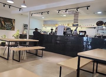 papua-new-guinea/papuan-peninsula/shop/kofi-by-77