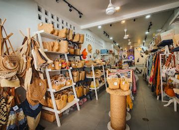 thailand/phuket/kata/shop/the-sea-class-kata-beach