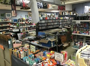 indiana/muncie/shop/captain-rob-s-bargain-bin