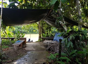 brunei/belalong-canopy-walkway/shop/sumbiling-eco-village