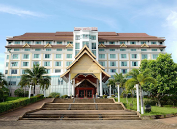 laos/phakse-province/shop/arawan-riverside-hotel