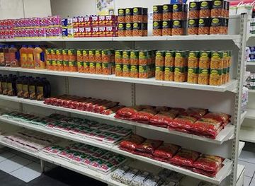 botswana/makgadikgadi-pans/shop/mmaosa-general-dealer