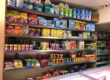 united-kingdom/the-broads/shop/reedham-stores