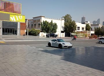 united-arab-emirates/al-hajar-al-gharbi-mountains/shop/boxpark