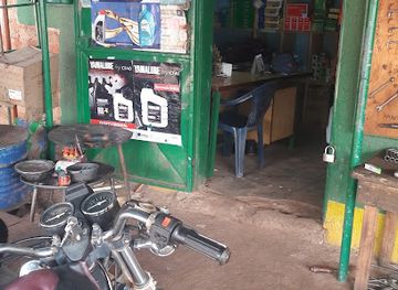 burkina-faso/dedougou/shop/point-de-vente-yamalube-by-cfao-chez-boly-idrissa
