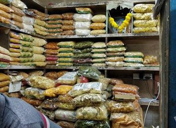 india/mumbai/shop/matunga-street-vendors-fresh-produce
