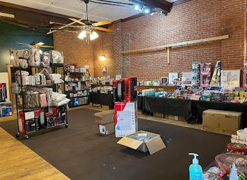 minnesota/winona/shop/river-city-outlet