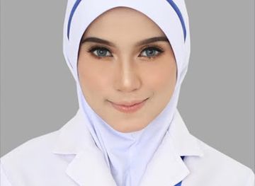 nigeria/hausa-fulani/shop/zaish-dress-room