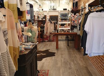 illinois/galena-historic-district/shop/elle-beck-s-lifestyle-boutique