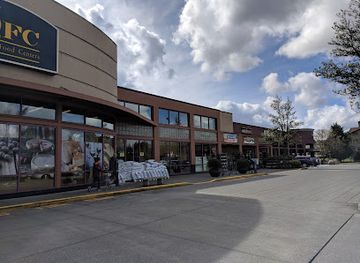 washington/redmond/shop/bella-bottega-shopping-center