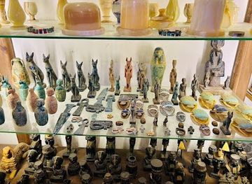 Maria Gallery - Handcraft & Souvenirs