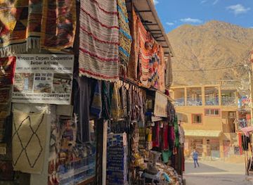 morocco/high-atlas/shop/moroccan-carpets-cooperative-imlil