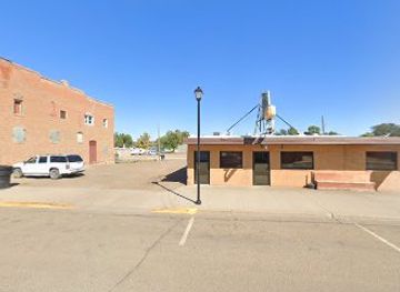 south-dakota/lake-oahe/shop/diamond-d-western-wear